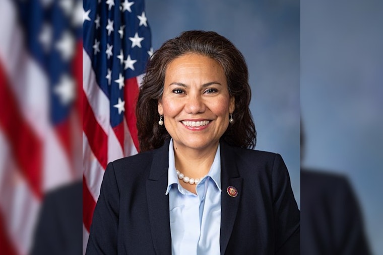 Congresswoman Escobar Advocates for Animal Shelters with "Supporting Our Shelters Act" in El Paso