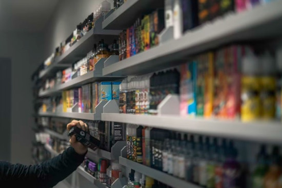 Coral Springs Imposes Six-Month Moratorium on New Smoke and Vape Shops Amid Health and Community Concerns