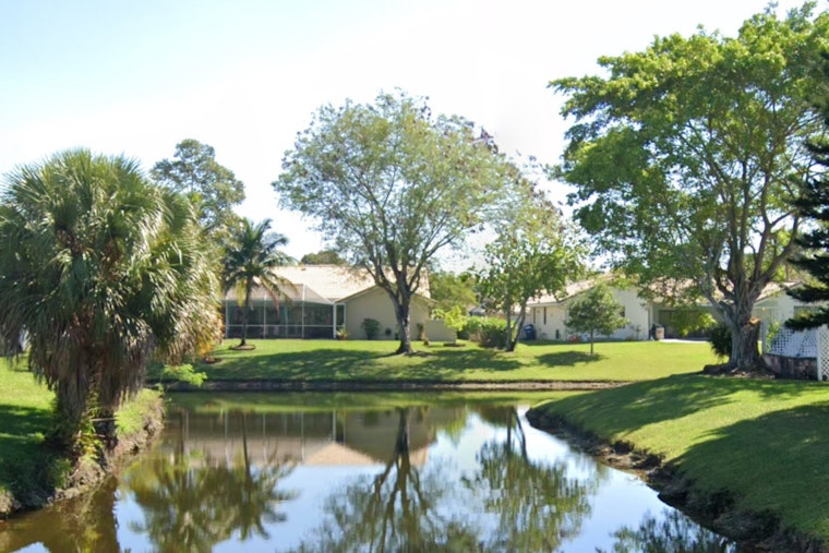 Coral Springs Police Investigating After Unidentified Woman Found Dead in Canal
