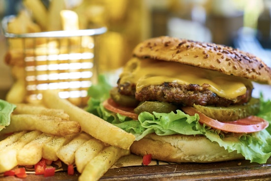 Corner Bistro Brings Time-Honored Burger Tradition to East Village with Exciting New Expansion