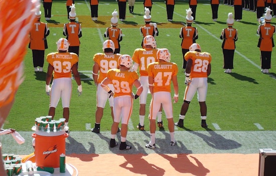 Countdown to Kickoff: Tennessee Volunteers Prepare for Season Opener Against Syracuse in Atlanta
