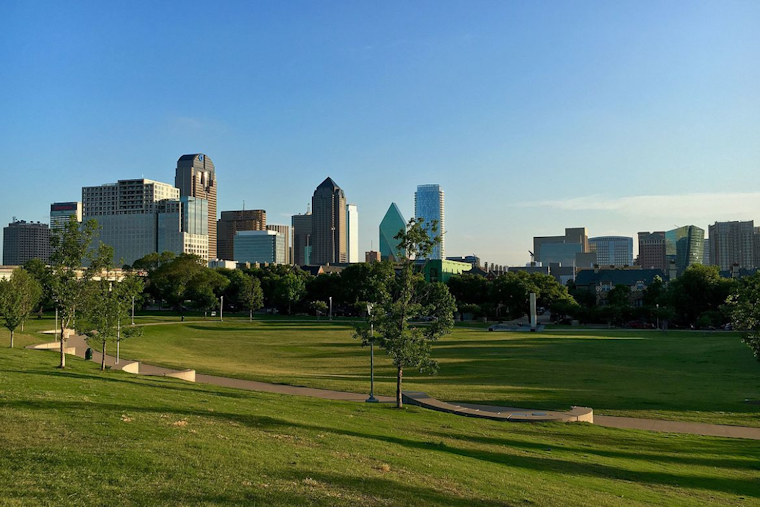Dallas Braces for Heatwave with High 90s and Sunny Skies, National Weather Service Reports