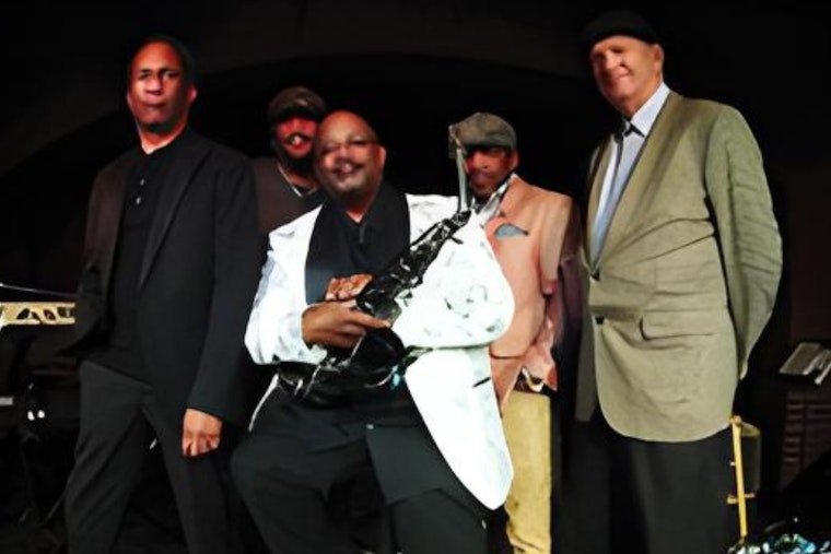 Dallas Invites Music Lovers for Free Jazz Concerts with the Rob Holbert Group at City Park
