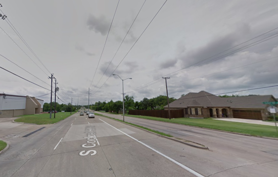 Dallas Police Seek Public's Help to Find Suspect in Hit-and-Run Involving 18-Wheeler on Cockrell Hill Road