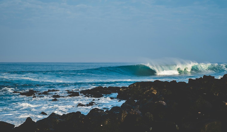 Hawaii Issues High Surf Advisory as 14-Foot Waves Target Islands