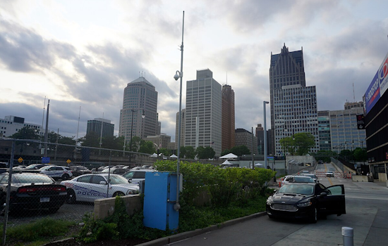 Detroit Braces for Changeable Weather: Sunny Skies and Storm Chances on the Horizon