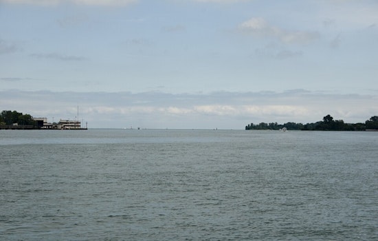 Detroit Woman Rescued by Grosse Pointe Farms Officers After Intentionally Driving Into Lake St. Clair