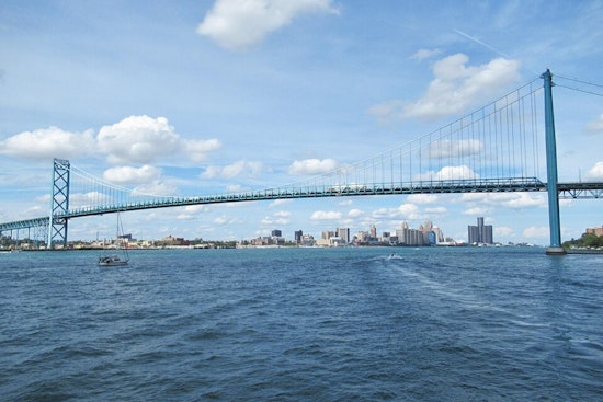 Detroit's Forecast: A Blend of Sunshine and Showers with Rising Mid-August Temperatures