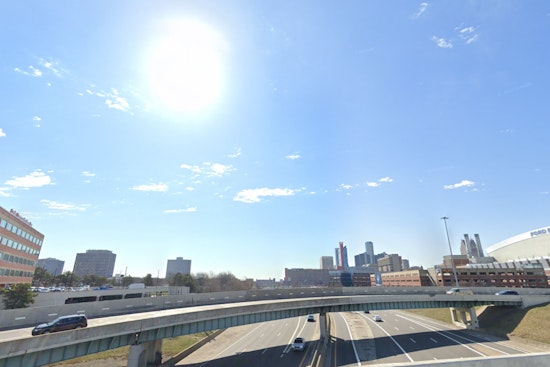 Detroit's Forecast Promises Sunshine with Brief Weekend Showers, Says National Weather Service
