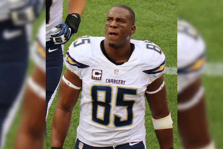 Detroit's Own Antonio Gates Defies Odds with Historic Induction into Pro Football Hall of Fame