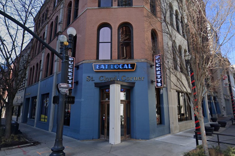Downtown Nashville's Puckett's Restaurant Temporarily Shuts Down Due to HVAC Collapse, Aims for Swift Reopening