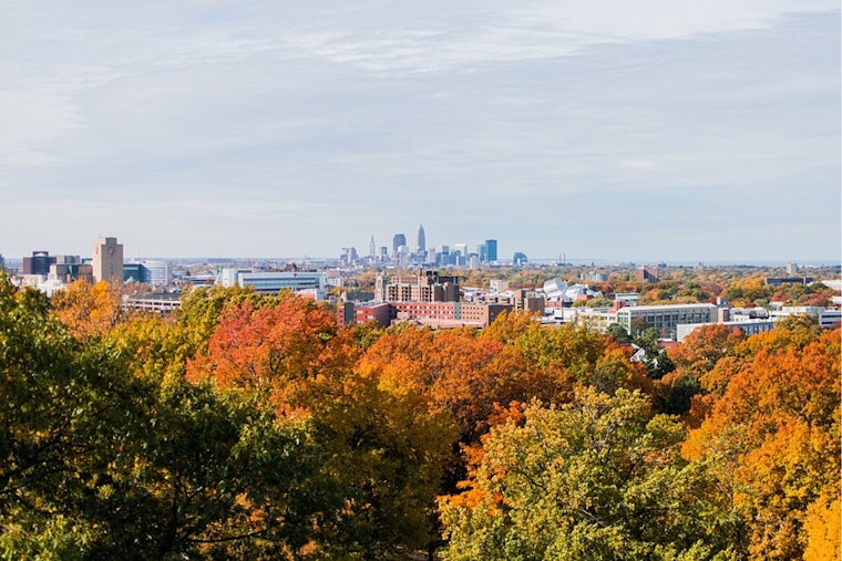 Early Fall Chill Brings Unseasonal Cool Weather to Great Lakes, Record Lows Possible in Toledo