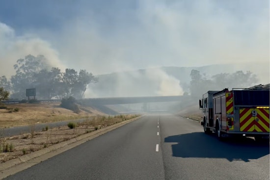 Edgewood Fire in San Mateo County Halts I-280 Traffic, Prompt Evacuations Near Cañada College