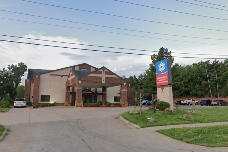 Edmond Woman Arrested, Charged with Second-Degree Murder in Fatal Hotel Stabbing