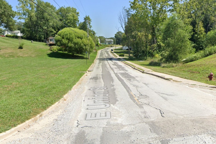 Elderly Man Fatally Struck by Vehicle in Edwardsville, Driver Cooperates with Police Investigation