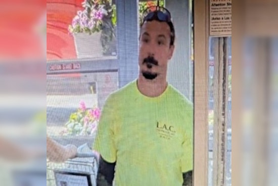 FBI Hunts for Fugitive Father Travis Decker in Washington's Wilds After Chelan County Tragedy