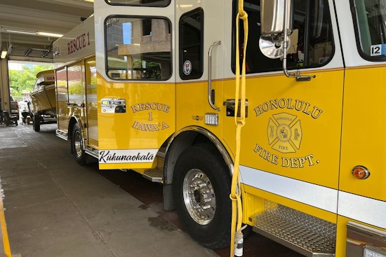 Firefighters Extinguish Blaze at Abandoned Kahala Residence Amid Hoarding Challenges