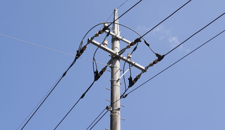 Grosse Pointe Park Man Fatally Electrocuted While Operating Lift in Sterling Heights