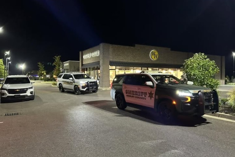 Gunshots Fired at Arlington Waffle House, No Injuries Reported Amidst SCSO Investigation