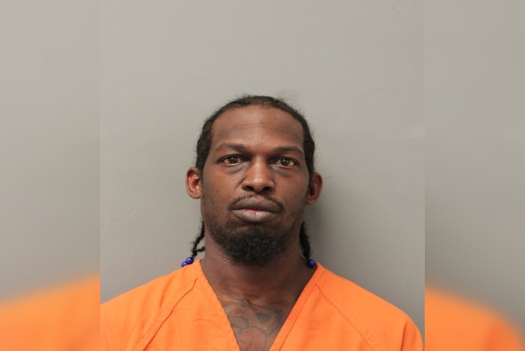 Harris County Felon Arrested for Gun Possession During Traffic Stop on Sears Drive