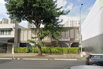 Hawaii Hotel and Healthcare Workers Enter New Contract Battle