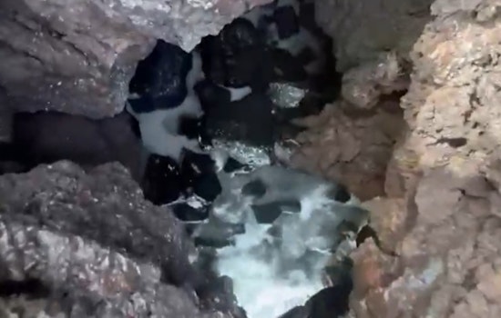 Hawaii Officials Urge Caution Over Unstable Lava Deltas on Hawaii Island Amid New Cracks