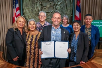 Hawaii's Governor Green Signs Over 300 Bills and Innovates with Visitor "Green Fee" for Climate Projects