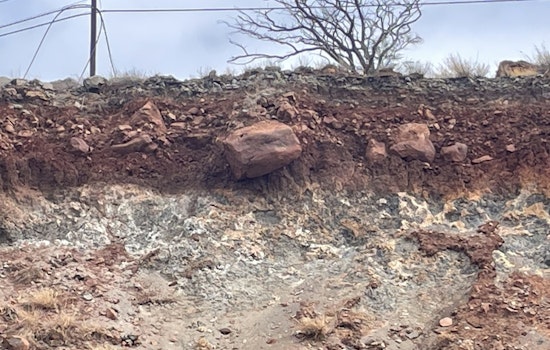 Honoapiʻilani Highway Near Papawai Lookout Closed Temporarily for Debris Removal