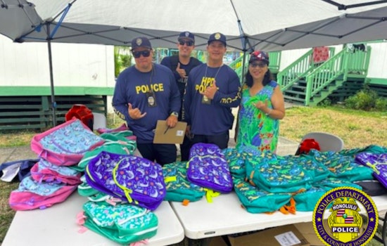 Honolulu Police Partner with Councilmember Kiaʻaina to Distribute School Supplies in Waimānalo and Kahaluʻu