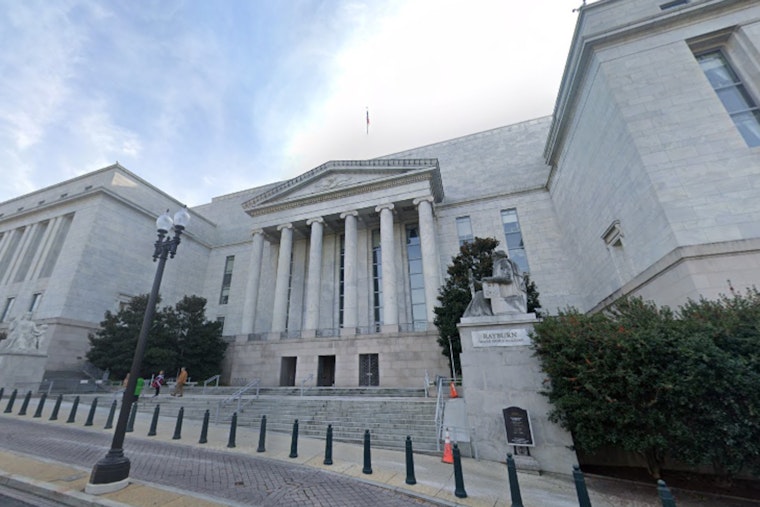 House Committee Chairman Urges DOJ Briefing on Influx of Illegal Chinese Vape Products Amid FDA, CBP Enforcement Challenges
