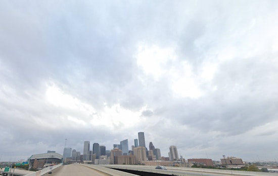 Houston Battles Sweltering Heat with Intermittent Showers as Tropical Storm Erin is Monitored in the Atlantic