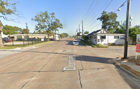 Houston Police Investigate Fatal Early Morning Crash on Durham Drive