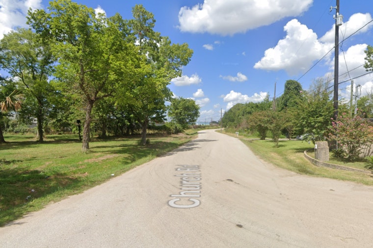 Houston Police Investigate Fatal Shooting of Man Taking Out Trash on Church Road