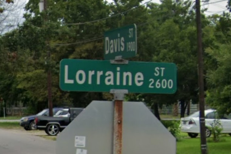 Houston Police Investigate Woman's Death at Lorraine Street Apartment, Seek Public's Help