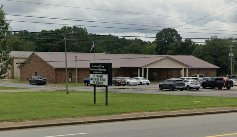 Humphreys County Schools Tightens Bag Policy at Athletic Events After Airsoft Pistol Incident in Waverly