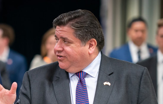 Illinois Governor Signs Landmark Bipartisan Bill to Combat Human Trafficking with Victim-Centric Strategy