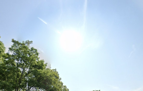 Indianapolis in the Throes of a Heatwave with Temperatures Soaring to the High 80s, NWS Reports