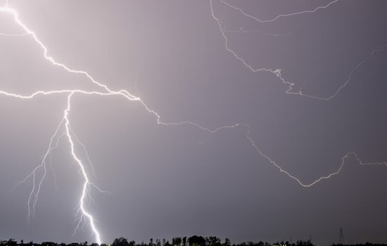 Isolated Showers and Thunderstorms on the Horizon for Salt Lake City, NWS Forecasts Temperature Swings