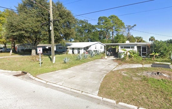 Jacksonville Authorities Investigate Death of Elderly Woman in Atlantic Beach Home as One Person Is Detained for Questioning