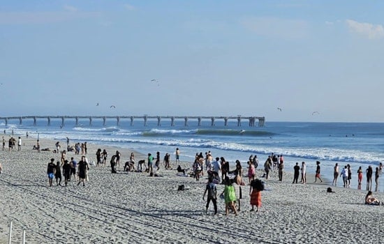 Jacksonville Beach Police Warn Oakleaf High School Families of Truancy, Substance Abuse at "Senior Sunrise" Event