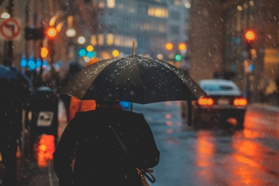 Jacksonville Braces for Showers and Thunderstorms as NWS Predicts Wet Start to September