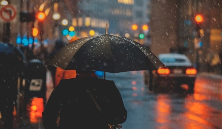 Jacksonville Braces for Showers and Thunderstorms as NWS Predicts Wet Start to September