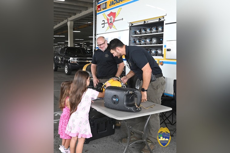 Jacksonville Community Joins Hands with First Responders at Annual Safety Fair at The Avenues Mall