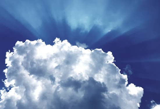 Knoxville Forecast: Foggy Start Clears for Sunny Weekend Ahead of Possible Labor Day Showers