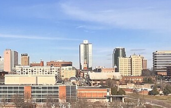 Knoxville's Week Ahead: Sizzling Temperatures and Sporadic Thunderstorms, Says National Weather Service