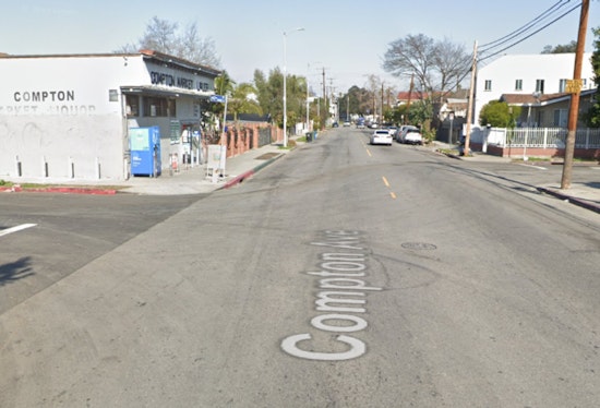 LAFD Extinguishes Commercial Blaze in LA's Central-Alameda Neighborhood with Swift and Tactical Response