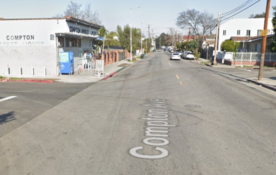 LAFD Extinguishes Commercial Blaze in LA's Central-Alameda Neighborhood with Swift and Tactical Response