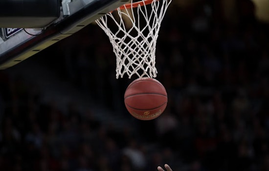 Las Vegas Aces Secure Playoff Spot with Eleventh Straight Win, Defeating Chicago Sky 79-74