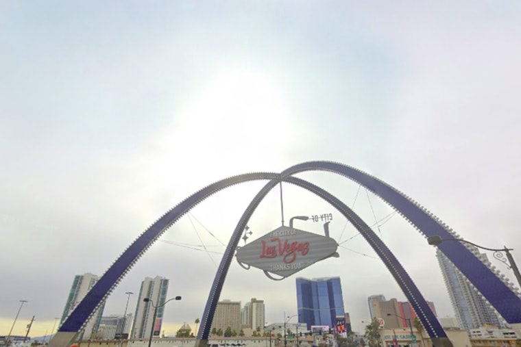 Las Vegas Faces Sizzling Temperatures and Hazy Skies as Wildfires Impact Air Quality