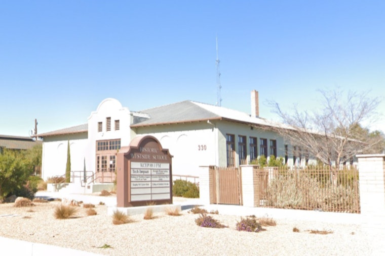 Las Vegas Nonprofit Founder Creates Library at Historic Westside School